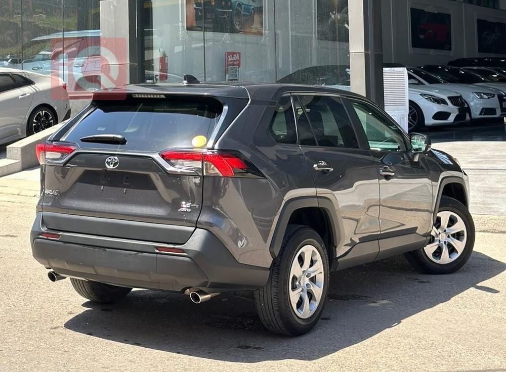 تويوتا راف 4